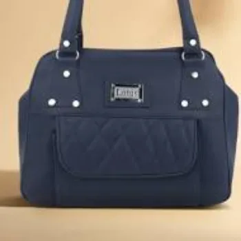 alluring women bags10-3880229-64951.webp